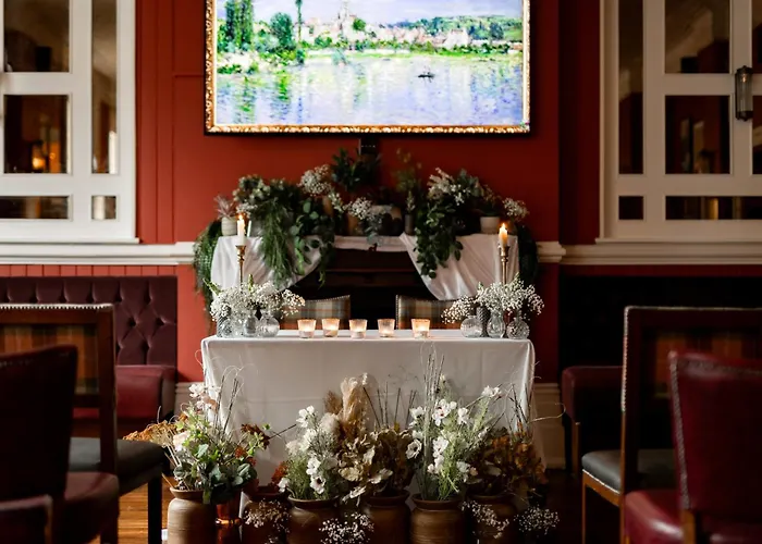 Romantic hotel: The Drayton Court Hotel