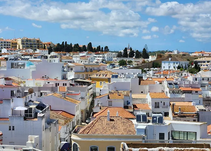 Cheap hotel: Hotel Riomar