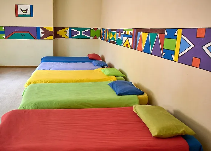 Twana Backpackers Lodge