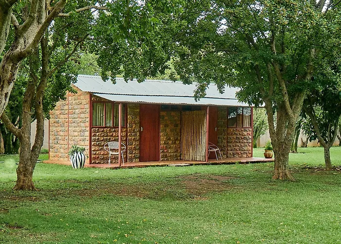 Twana Backpackers Lodge