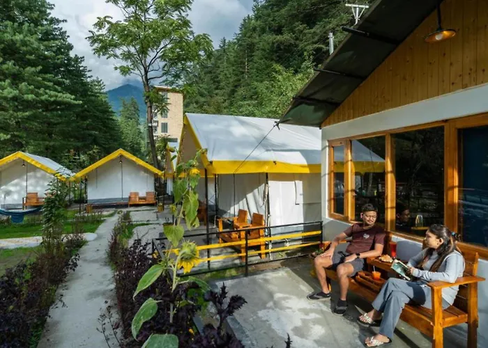 The Hosteller Kasol, Riverside