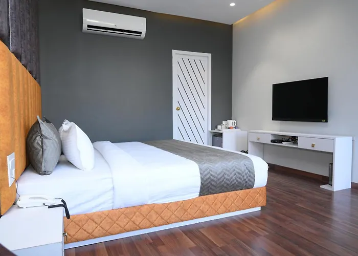3 star hotels Parim Park Resort & Suites