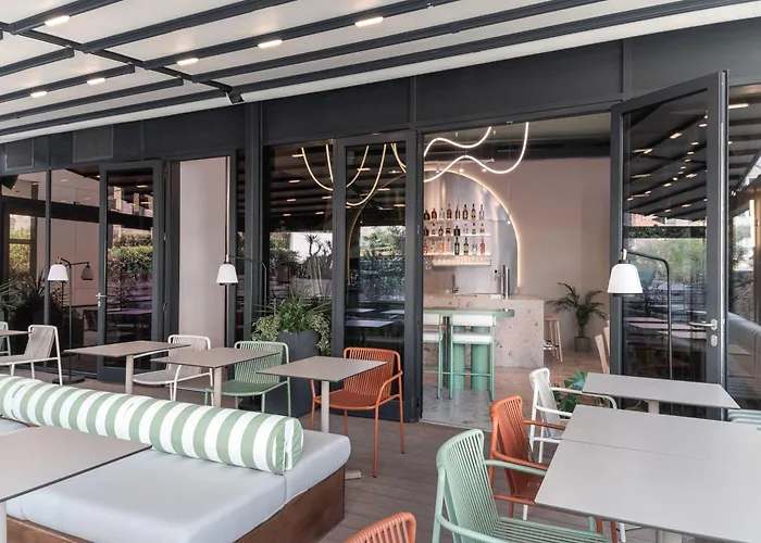 Guest house: The View Luxury Rooms