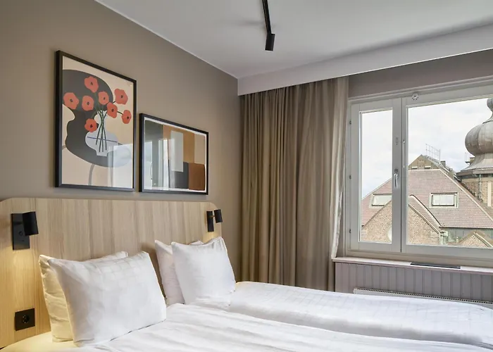 4 star hotel: Scandic Sjoefartshotellet