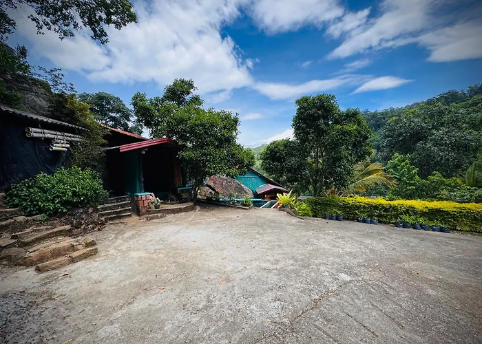 Ravana Falls Resort