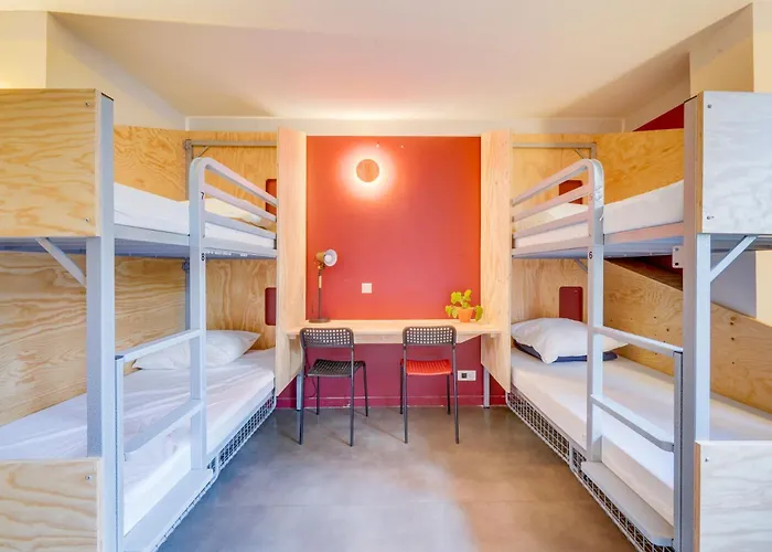 Auberge de Jeunesse Barbey - Youth Hostel Bordeaux