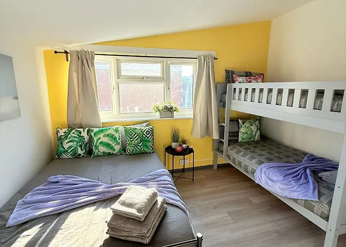 Pension Guide Little Venice Guest Rooms