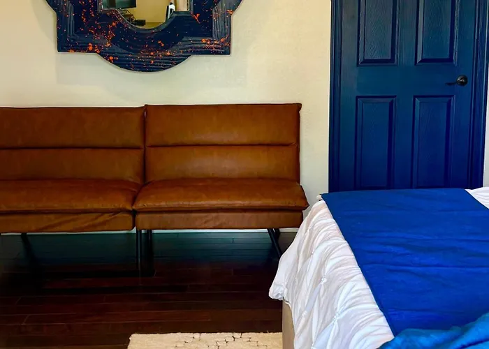 Rooms At The Cactus Blossom- Scottsdale