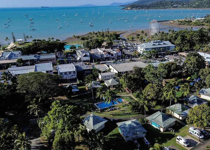 Nomads Airlie Beach (Adults Only)