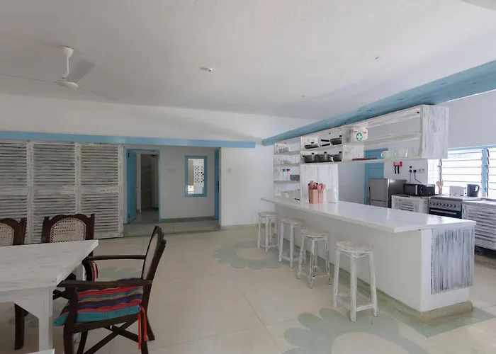 Allamanda Boutique Hostel