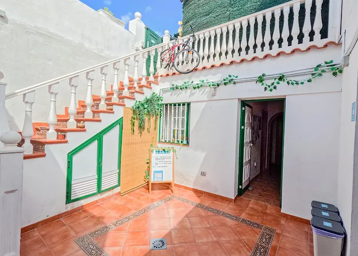 Arena Nest Hostel