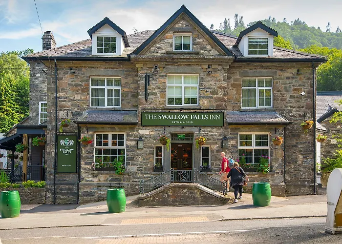 Pet Friendly hotel: The Swallow Falls Inn - The Inn Collection Group