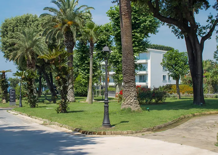 & Resort Tre Fontane Luxury