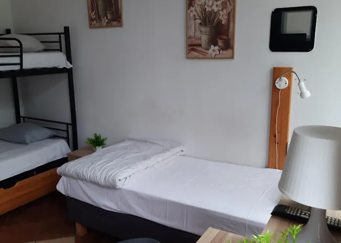 Room Hostel Piotrkowska
