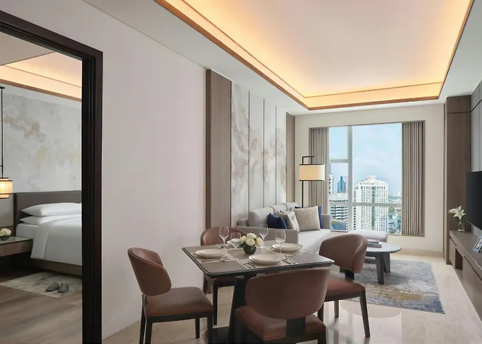 Mayflower, -Marriott Executive Apartments