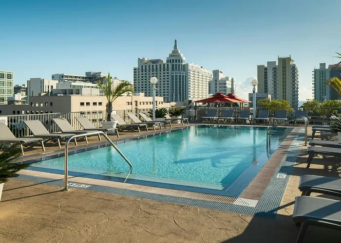 Courtyard Miami Beach South Beach