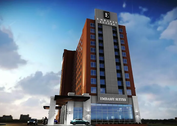Family resorts Embassy Suites By Hilton Toronto Airport