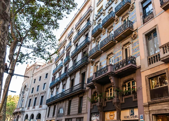 Hotel de 3 estrelas: Ramblas Hotel