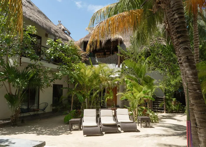 Hotel Boutique La Puerta Azul Beachfront - Adults Only