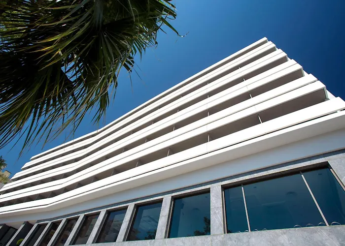 Aquila Atlantis Hotel