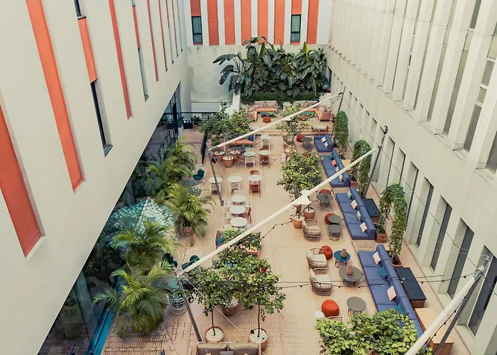 3-Sterne-Hotel: Ibis Styles Sevilla City Santa Justa