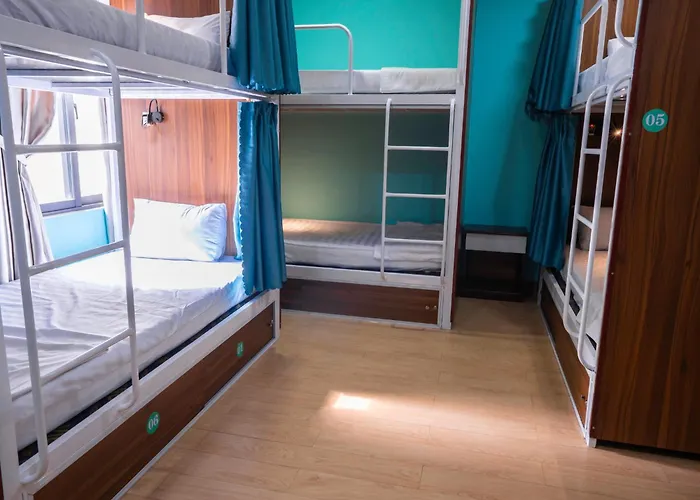 Boo Hostel , By The Beach