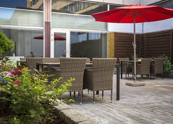 3-Sterne-Hotel: Best Western Plus Airport Hotel