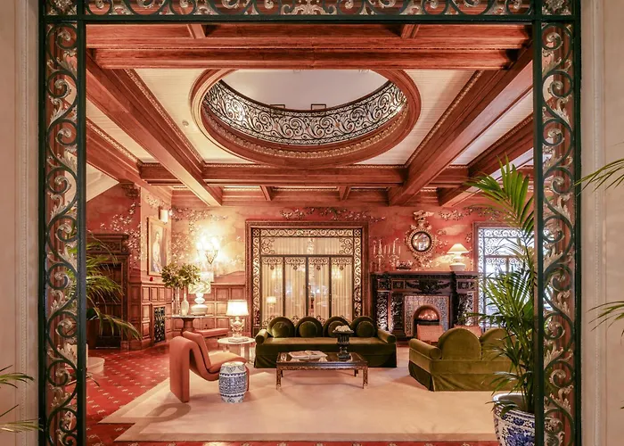 Romantic hotel: Hospes Infante Sagres Porto - Small Luxury Hotels Of The World