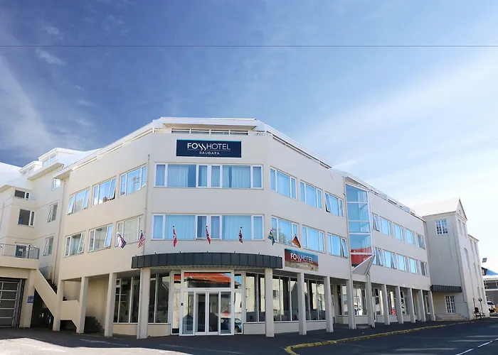 Hôtel 3 étoiles: Fosshotel Rauthara