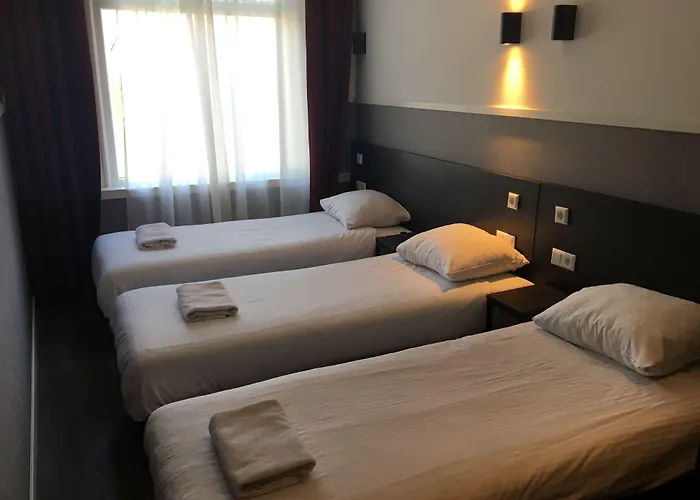 Günstiges Hotel: Hotel Manofa