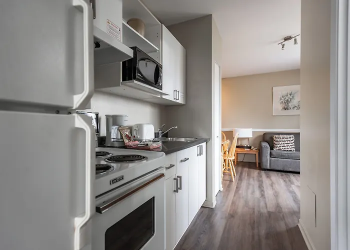 Central hotel: Hotel Le Roberval