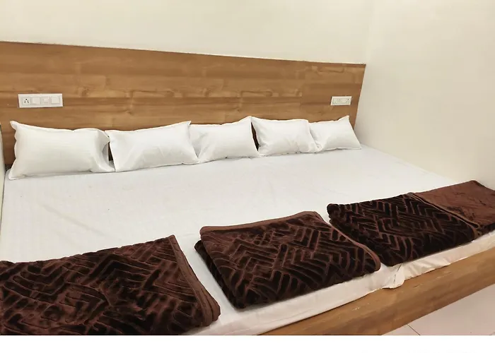 Hotel Gokul