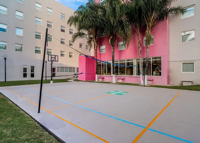 City Express Suites By Marriott Queretaro