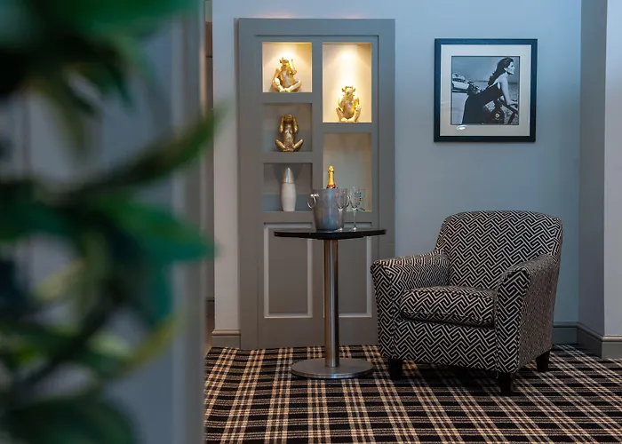 3 star hotels Osborne