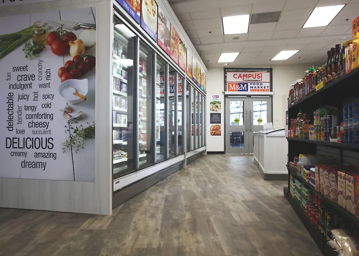 Ping Pong hotel: Residence & Conference Centre - Toronto