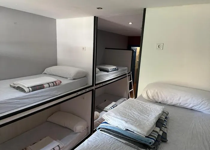 Hego Haize Albergue Hostel