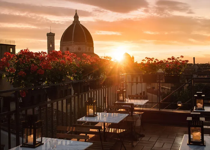 Cardinal Of Florence - Recommended For Ages 25 To 55