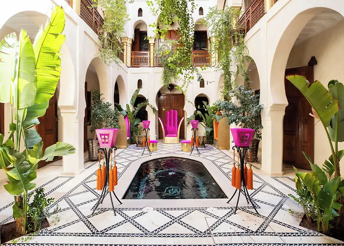 Hôtel de l'aéroport: Riad Wow