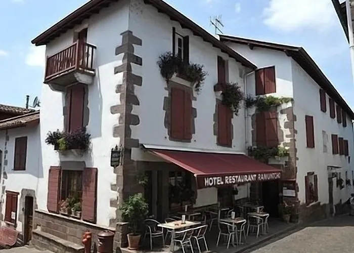 Hostel20 Ramuntcho