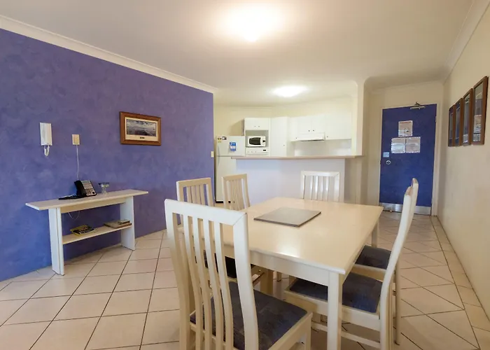 Sanctuary Lake Apartments