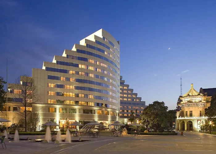 Family Hotel: Sofitel Xi'An On Renmin Square