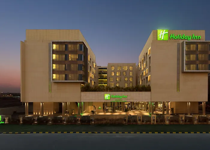 Hotel suites Holiday Inn New Delhi Aerocity By Ihg