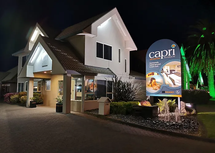 All Motels Capri On Fenton
