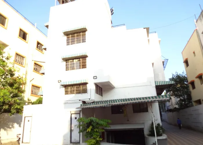 Suresh Inn