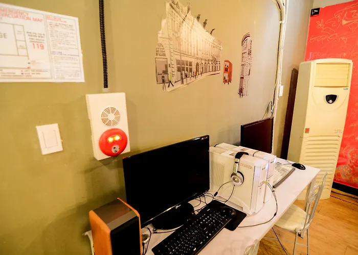 Guest house: Kimchee Sinchon Guesthouse