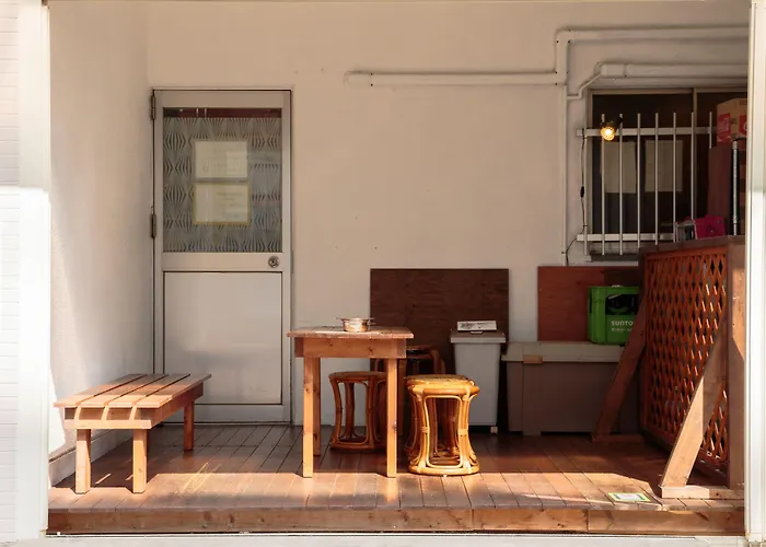 Pension Guide J-Hoppers Hiroshima Guesthouse