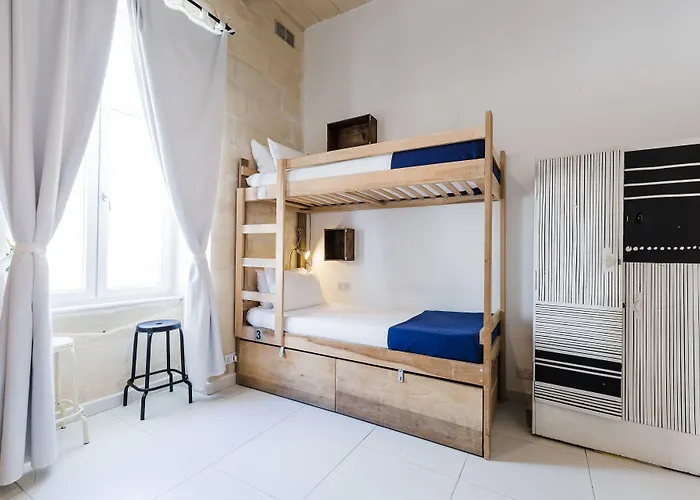 Two Pillows Boutique Hostel