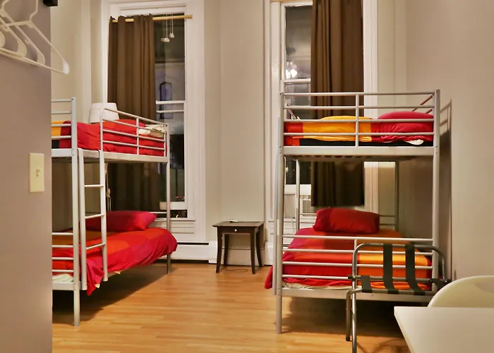 Hi San Diego Downtown Hostel