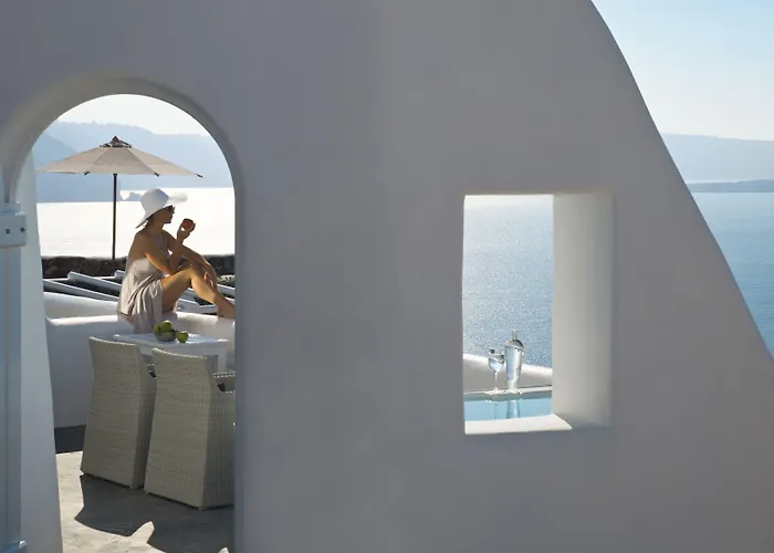 Resort: Aspaki By Art Maisons