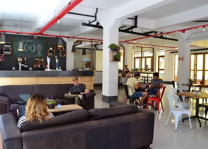91 Loop Boutique Hostel